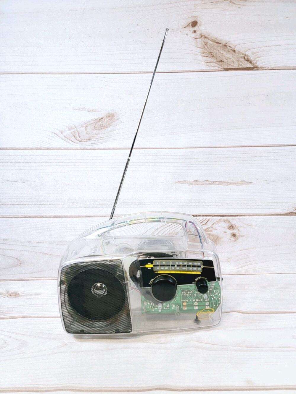 Freeplay Self Powered AM/FM Radio Solar Power Camping Wind Up Crank Emergency